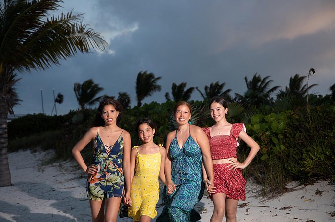 1 Hour Private Professional Portraits in Grace Bay Beach - What the strong service feedback tells me