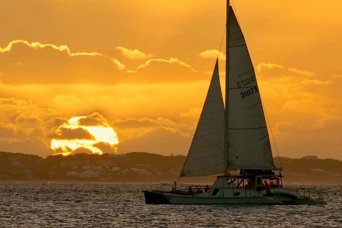 2 Hour Champagne Sunset Cruise from Grace Bay, Providenciales (Adult Only) - A two-hour route along Grace Bay