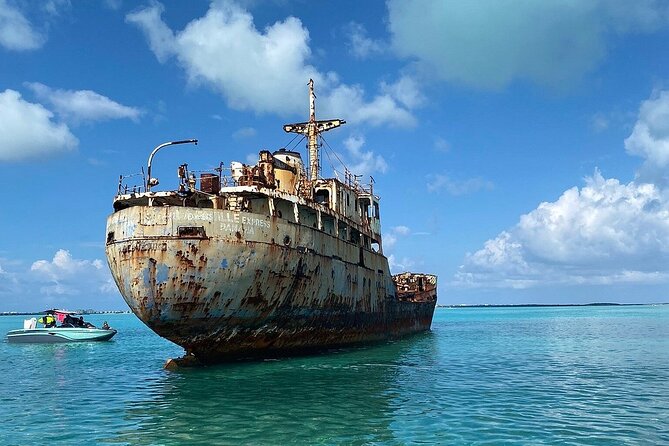 2-Hours Private Charter Tour in Turks and Caicos - Weather, cancellation, and the fine print