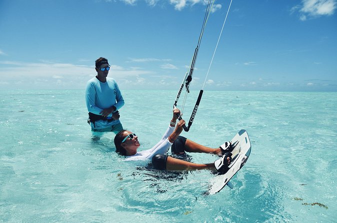 3 hours Private Kiteboarding Beginner Lesson - Fitness, clothing, and what to bring