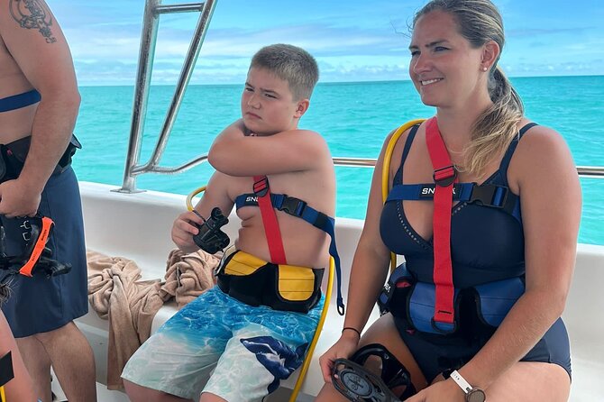 3HR Snuba, shipwreck and Iguana island tour - Little Water Cay and the island iguanas
