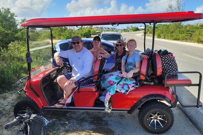 6-Seater Golf Cart: Grand Turk - Driving on the left