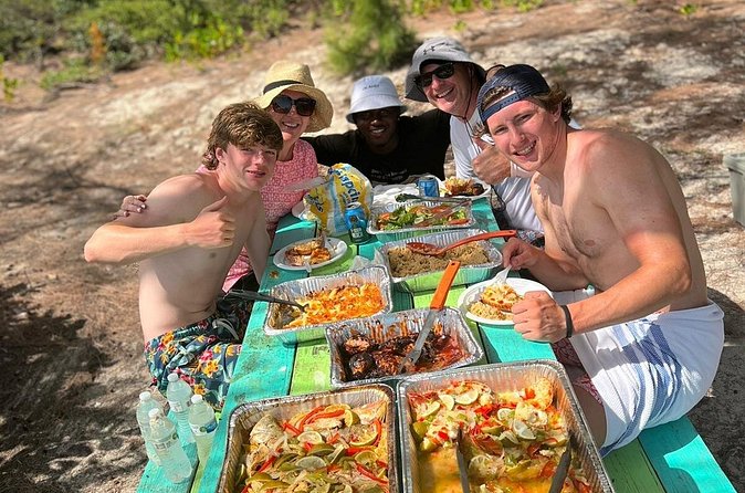 6HR-Private Provo Cays Exploration with Lunch - What is included, and what you still pay for