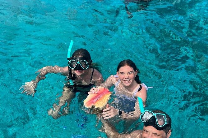 6HR-Private Provo Cays Exploration with Lunch - Who gets the best value from this charter