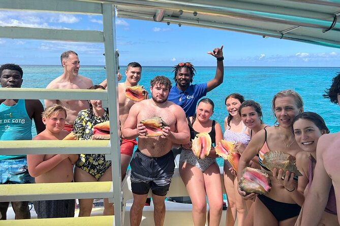 6HR-Provo Cays exploration with Lunch in Gracebay - What the crew adds to the day