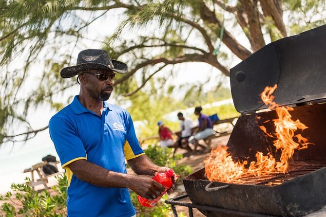 8HR Fullday Private Boat in Gracebay - Fort George Cay: Lunch, Drinks, and Time to Slow Down