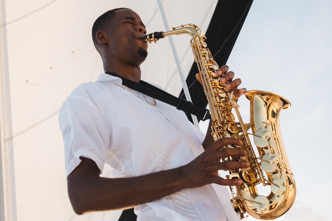Deluxe Sunset and Saxophone Sail on Luxury Lady Grace Catamaran - Champagne, drinks, and the first few minutes
