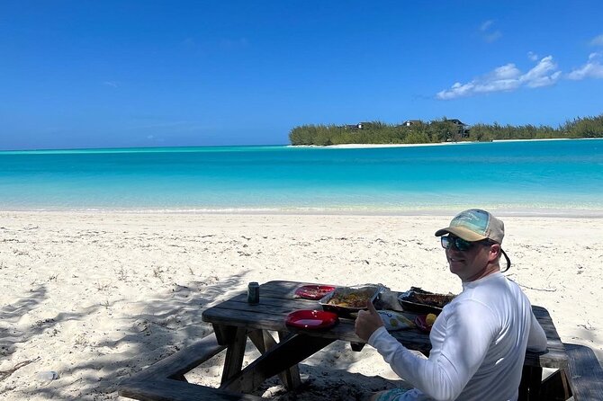 Full-Day Private Cruise in Turks and Caicos with Lunch - A full day among the Caicos islands