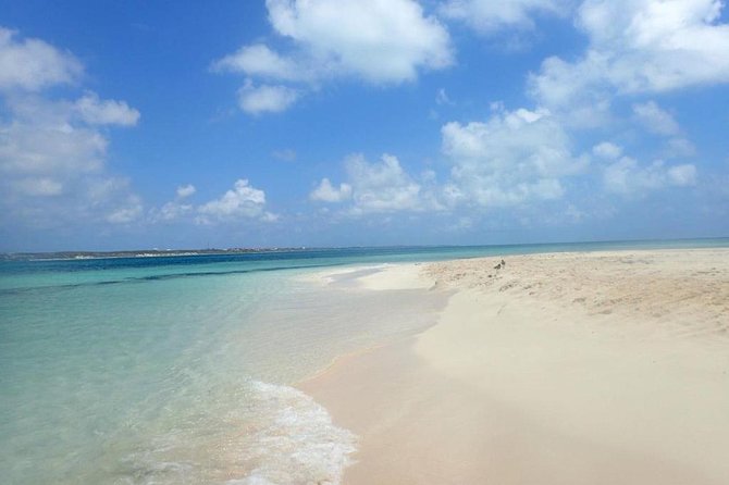 Gibbs Cay Stingray and Conch Dive Adventure - What the small boat changes