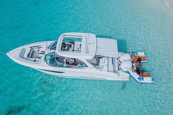 Grandluxe Charters - Snorkeling Along Grace Bay