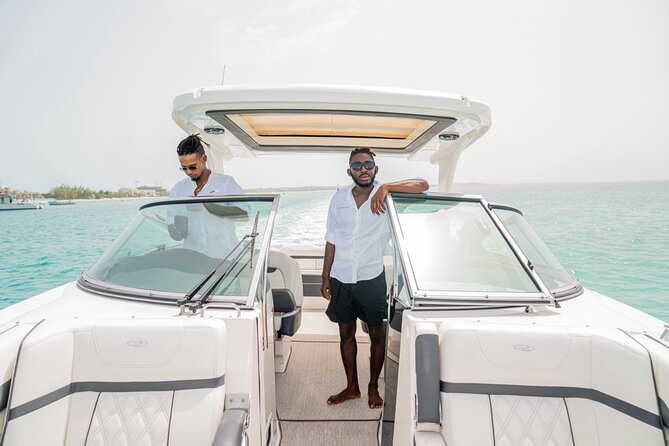 Grandluxe Charters - Subwings for a Second Kind of Water Fun