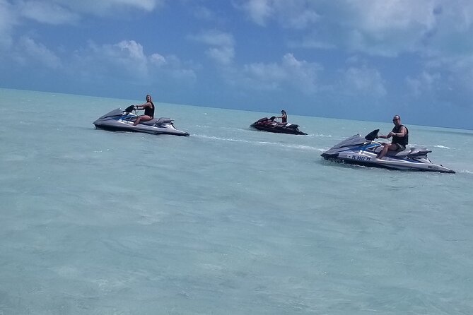 Jet Ski Shipwreck and Private Island Excursion - What the guides add