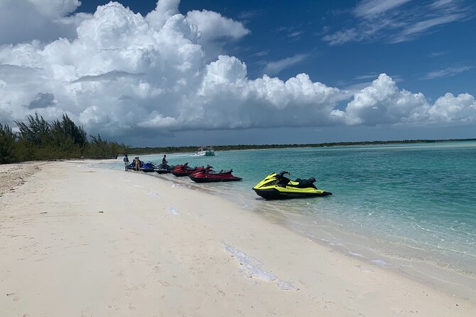 Lunch Seafari to pristine cays, shipwreck and lunch at TIKI BAR - Key things to know before booking