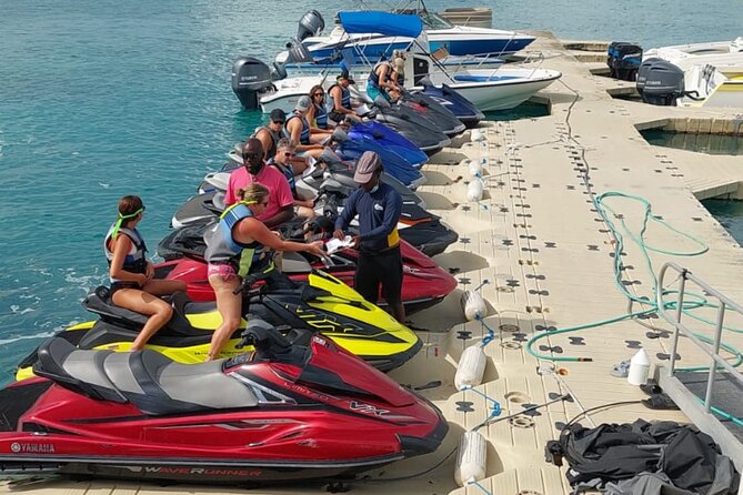 Lunch Seafari to pristine cays, shipwreck and lunch at TIKI BAR - Starting at Leeward Settlement at 11 a.m.