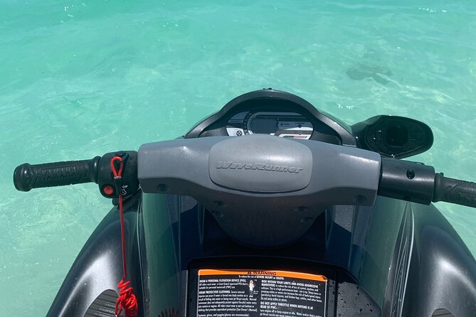Lunch Seafari to pristine cays, shipwreck and lunch at TIKI BAR - Leeward Beach and the south-coast views