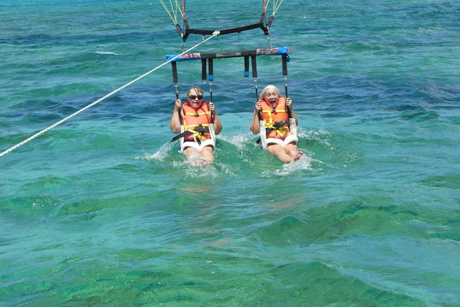 Parasailing Grand Turk - What the Grand Turk parasail trip is really like