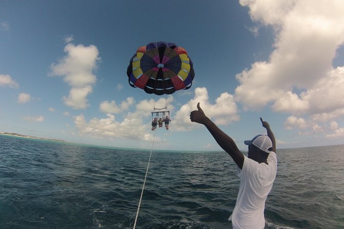 Parasailing Grand Turk - Timing your port day