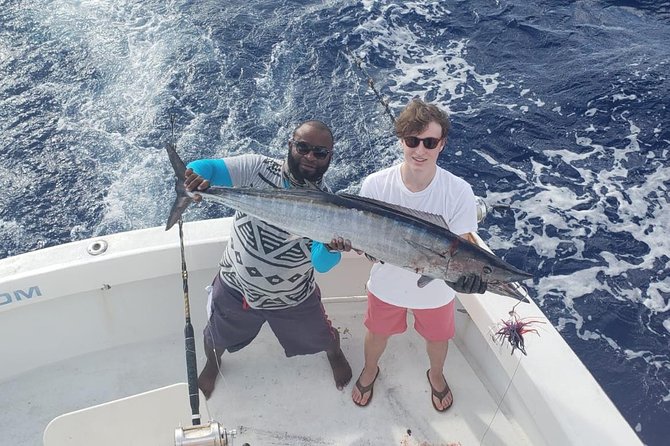 Private 6hr Deep Sea Fishing Charter on "Angler Management" - Air Conditioning, Snacks, and Lunch Around Noon