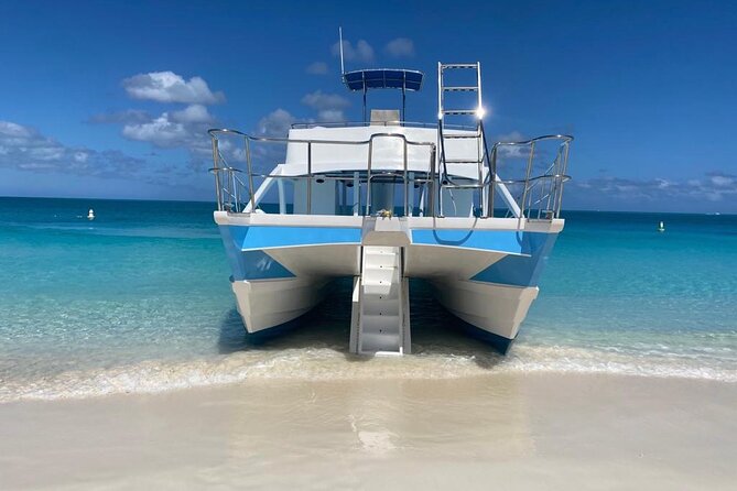 Private 7-Hour Catamaran Tour in Turks and Caicos - Fort George Cay and reef snorkeling