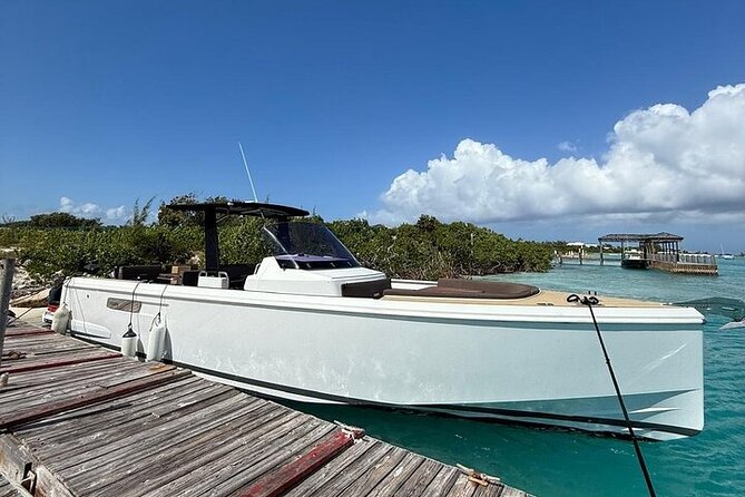 Private Afternoon Tour Fjord 38 Ben - Pine Cay gives the afternoon a quiet start