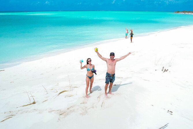 Private Boat Island Hopping & Snorkeling in Turks & Caicos 4Hrs - Snorkeling at La Famille Express