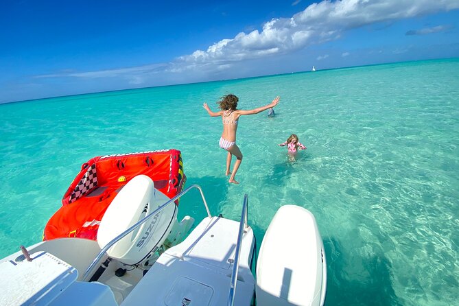 Private Boat Island Hopping & Snorkeling in Turks & Caicos 4Hrs - Little Water Cay and Half Moon Bay