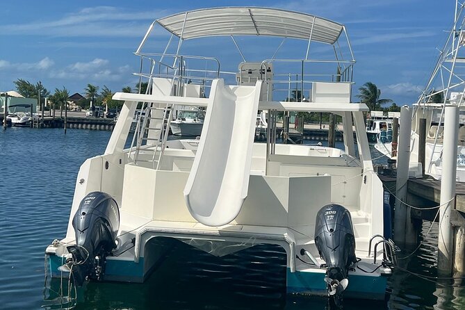 Private Boat Tour with Snorkeling and Beach BBQ - Snorkeling in the Caicos Banks