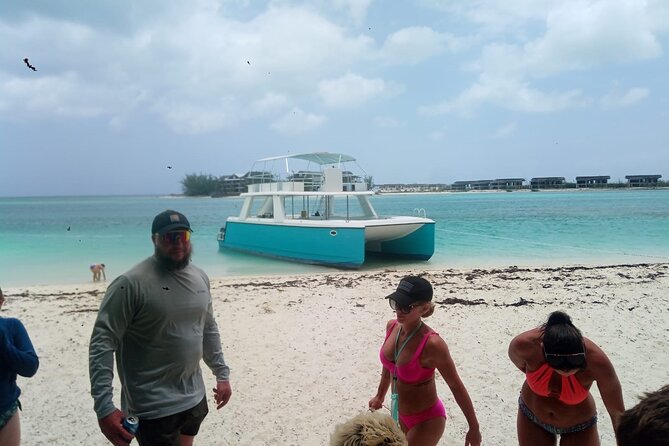 Private Boat Tour with Snorkeling and Beach BBQ - The beach BBQ and open rum bar