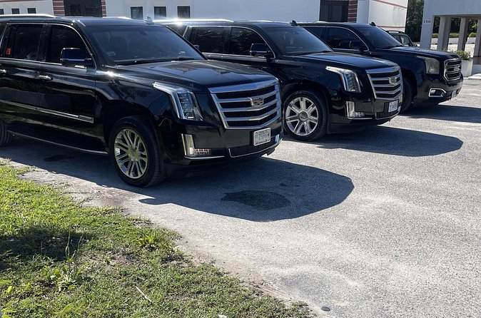 Private Luxury Airport Transportation RoundTrip - Returning to the Airport