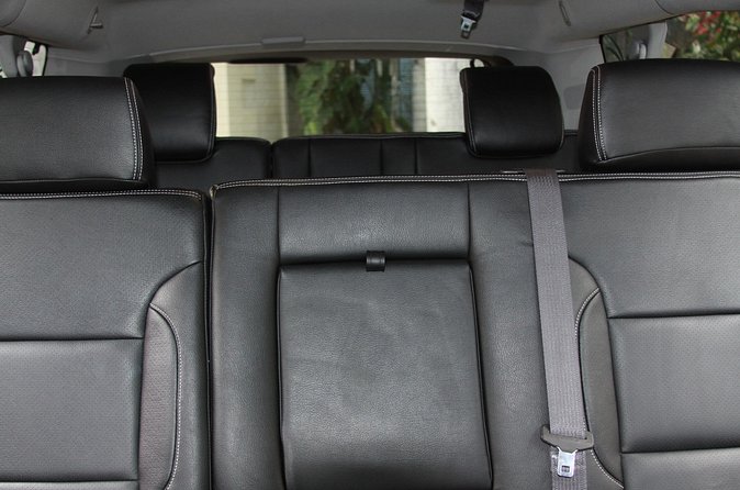 Private Luxury SUV Airport Transfer (Round-Trip) - Comparing the $210 price with a taxi