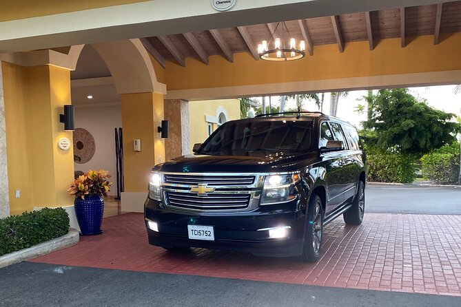 Private Luxury SUV Transfer Providenciales Airport (ONE WAY) - Why the private SUV works well for groups of six