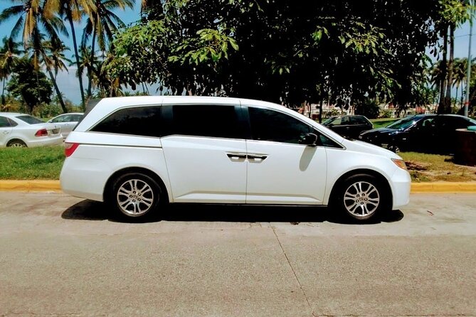 Providenciales Airport (PLS) to hotels or ferry -Arrival Transfer - Who will find this transfer most useful