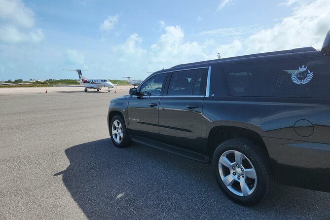 Providenciales Airport Private Transfer (Round trip) - Meeting the driver at Providenciales Airport