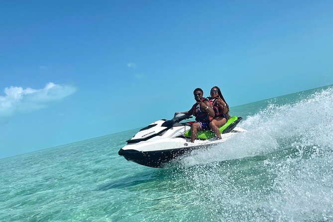 Shipwreck Adventure in Providenciales - The honest limits of the shipwreck stop