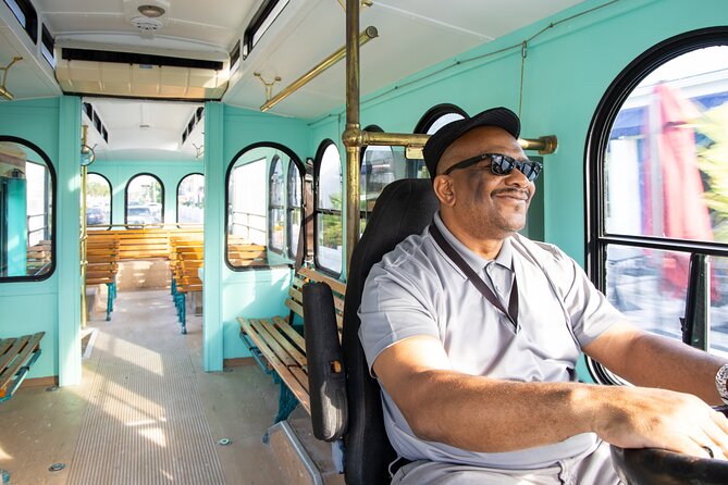 Trolley Island Tour: Conch Show, Full Lunch, History, 3.5 hours - What the $239 price really covers