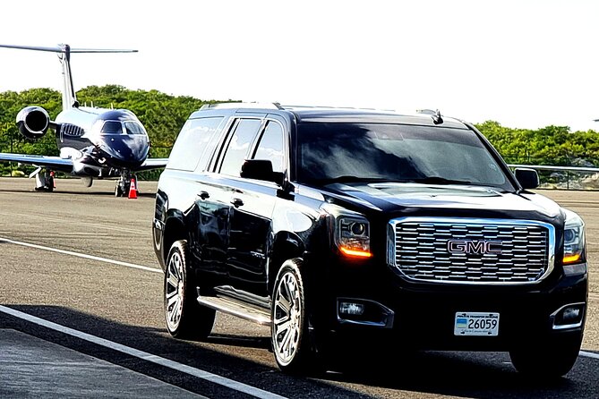 Turks and Caicos: Private ROUND-TRIP Airport Transfer - The airport pickup process requires one important step